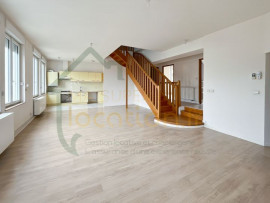 Location
Appartement en duplex dans résidence 130m2