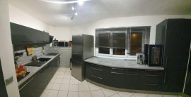 
                                                                                        Location
                                                                                         Appartement en plein centre ville de La Rochette