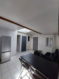 
                                                                                        Location
                                                                                         Appartement étudiant à louer au centre de bordeaux