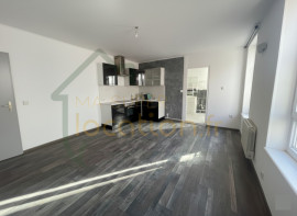 
                                                                                        Location
                                                                                         Appartement F2