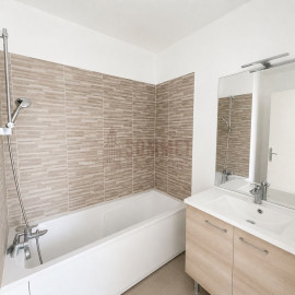 
                                                                                        Vente
                                                                                         APPARTEMENT FAMILIAL – RÉSIDENCE DE STANDING