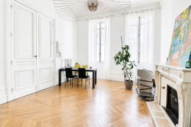 
                                                                                        Vente
                                                                                         Appartement haussmannien, Bordeaux victoire