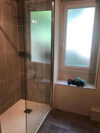 
                                                                                        Location
                                                                                         Appartement idéal pour famille, vaste et lumineux