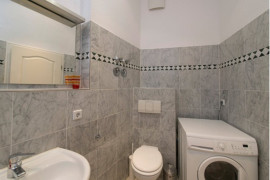 
                                                                                        Location
                                                                                         Appartement lumineux