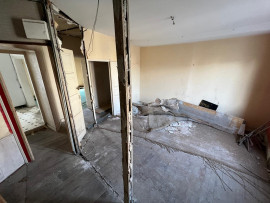 
                                                                                        Vente
                                                                                         Appartement lumineux à vendre dans le quartier du Lycée, Angers