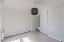 
                                                                                        Vente
                                                                                         Appartement lumineux à vendre dans le quartier Valescure