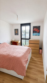 
                                                                                        Vente
                                                                                         Appartement lumineux avec balcon à Bordeaux