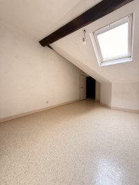 
                                                                                        Vente
                                                                                         Appartement lumineux avec cheminée au cœur de Nantes