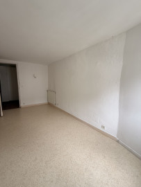 
                                                                                        Vente
                                                                                         Appartement lumineux avec cheminée au cœur de Nantes
