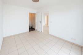 
                                                                                        Vente
                                                                                         Appartement lumineux avec terrasse et jardin à Antony proche du parc Heller (box en sus)