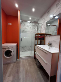 
                                                                                        Location
                                                                                         Appartement Lumineux T4