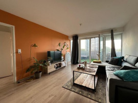 
                                                                                        Location
                                                                                         Appartement meublé 2 pièces 45 m²