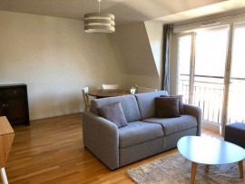 
                                                                                        Location
                                                                                         appartement meublé 2pièces 45 m² 1 chambre