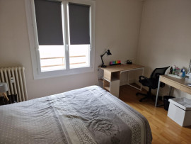 
                                                                                        Location
                                                                                         Appartement meublé 3 chambres proche République