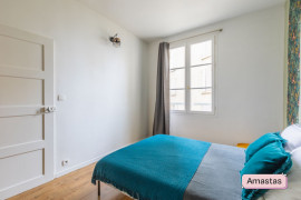 
                                                                                        Location
                                                                                         Appartement meublé 3 pièces - Refait à neuf - Première Location