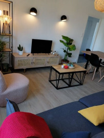 
                                                                                        Location
                                                                                         Appartement meublé 75m2 4 chambres Saint-Martin-d'hères