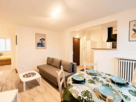 
                                                                                        Colocation
                                                                                         Appartement meublé à louer