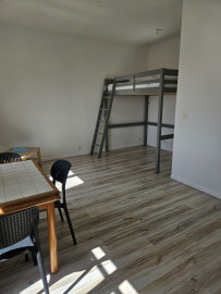 
                                                                                        Location
                                                                                         Appartement meublé T1 25m² à Angoulême