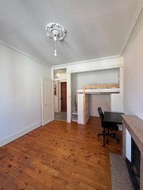 
                                                                                        Location
                                                                                         Appartement meublé T1 bis avec cuisine séparée -  31.3m² - Proche cours Jean Jaurès