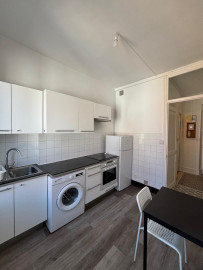 
                                                                                        Location
                                                                                         Appartement meublé T1 bis avec cuisine séparée -  31.3m² - Proche cours Jean Jaurès