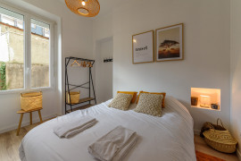 
                                                                                        Location
                                                                                         Appartement meublé T2 30m² à GRENOBLE