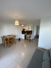 
                                                                                        Location
                                                                                         Appartement meublé T2 43m² à Bègles