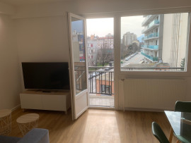 
                                                                                        Location
                                                                                         Appartement meublé T2 53m² à GRENOBLE