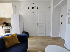 
                                                                                        Location
                                                                                         Appartement meublé T3 46m² à GRENOBLE