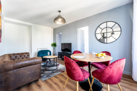 
                                                                                        Location
                                                                                         Appartement meublé T3 51m² à GRENOBLE