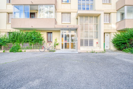 
                                                                                        Location
                                                                                         Appartement meublé T3 52.81m² à GRENOBLE