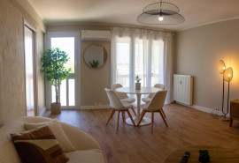 
                                                                                        Location
                                                                                         Appartement meublé T3 65.47m² à Avignon