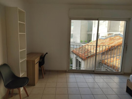 
                                                                                        Location
                                                                                         Appartement meublé T3