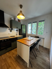
                                                                                        Location
                                                                                         Appartement meublé T3 71m² à GRENOBLE