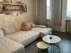 
                                                                                        Location
                                                                                         Appartement meublé T3 87.21m² à Saint-Étienne