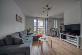 
                                                                                        Location
                                                                                         Appartement meublé T4 64m² à GRENOBLE