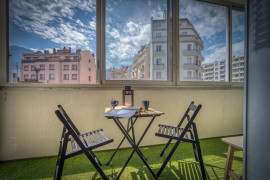 
                                                                                        Location
                                                                                         Appartement meublé T4 64m² à GRENOBLE