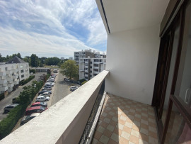 
                                                                                        Location
                                                                                         Appartement meublé T4 78.11m² à Pessac