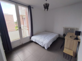 
                                                                                        Location
                                                                                         Appartement meublé T4, balcons, cave Amiens