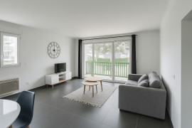 
                                                                                        Vente
                                                                                         Appartement Moderne avec balcon à Trouville-sur-Mer