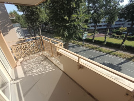
                                                                                        Location
                                                                                         Appartement neuf, 2 chambres, balcon, parking