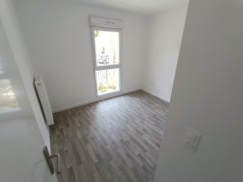Location
Appartement neuf, 2 chambres terrasse et parking