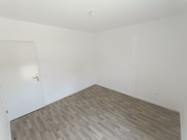 Location
Appartement neuf, 2 chambres terrasse et parking