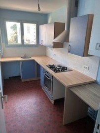 
                                                                                        Location
                                                                                         APPARTEMENT NON MEUBLE CENTRE VILLE