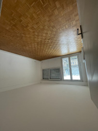 Vente
Appartement Paris 18E - 78 m²