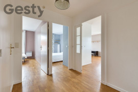 
                                                                                        Location
                                                                                         Appartement récent avec terrasse et parking