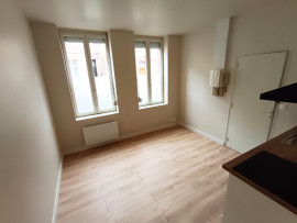 
                                                                                        Location
                                                                                         Appartement rénové 1 chambre, Quartier Henriville