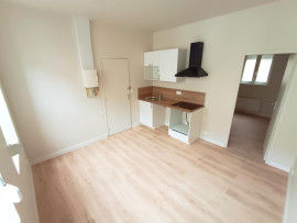 
                                                                                        Location
                                                                                         Appartement rénové 1 chambre, Quartier Henriville