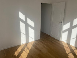 
                                                                                        Location
                                                                                         Appartement rénové