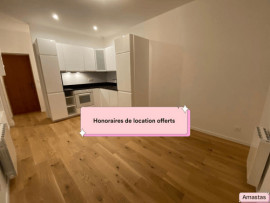 
                                                                                        Location
                                                                                         Appartement rénové