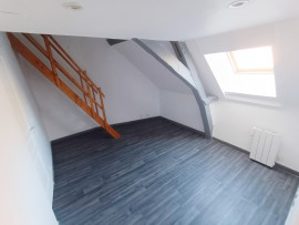 
                                                                                        Location
                                                                                         Appartement rénové, Cambrai